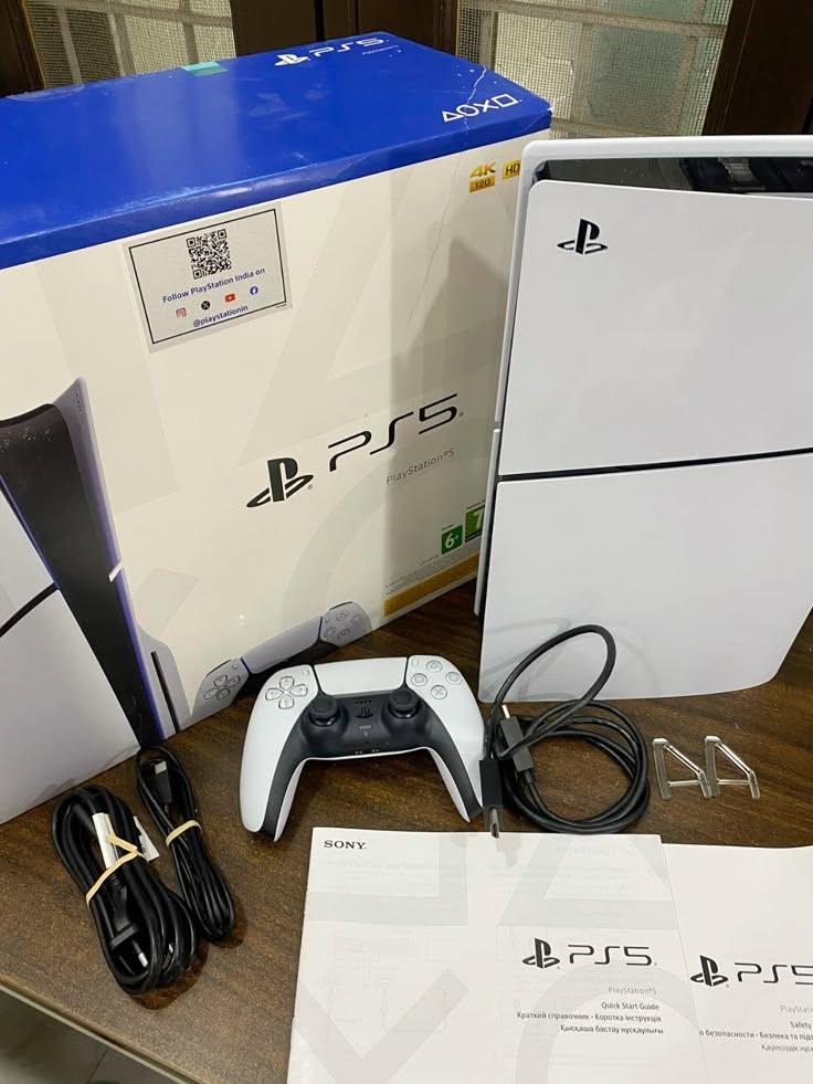 Sony PlayStation PS5 Pro 2TB Consola de videojuegos , Sony PlayStation PS5 Slim Consola - foto 4