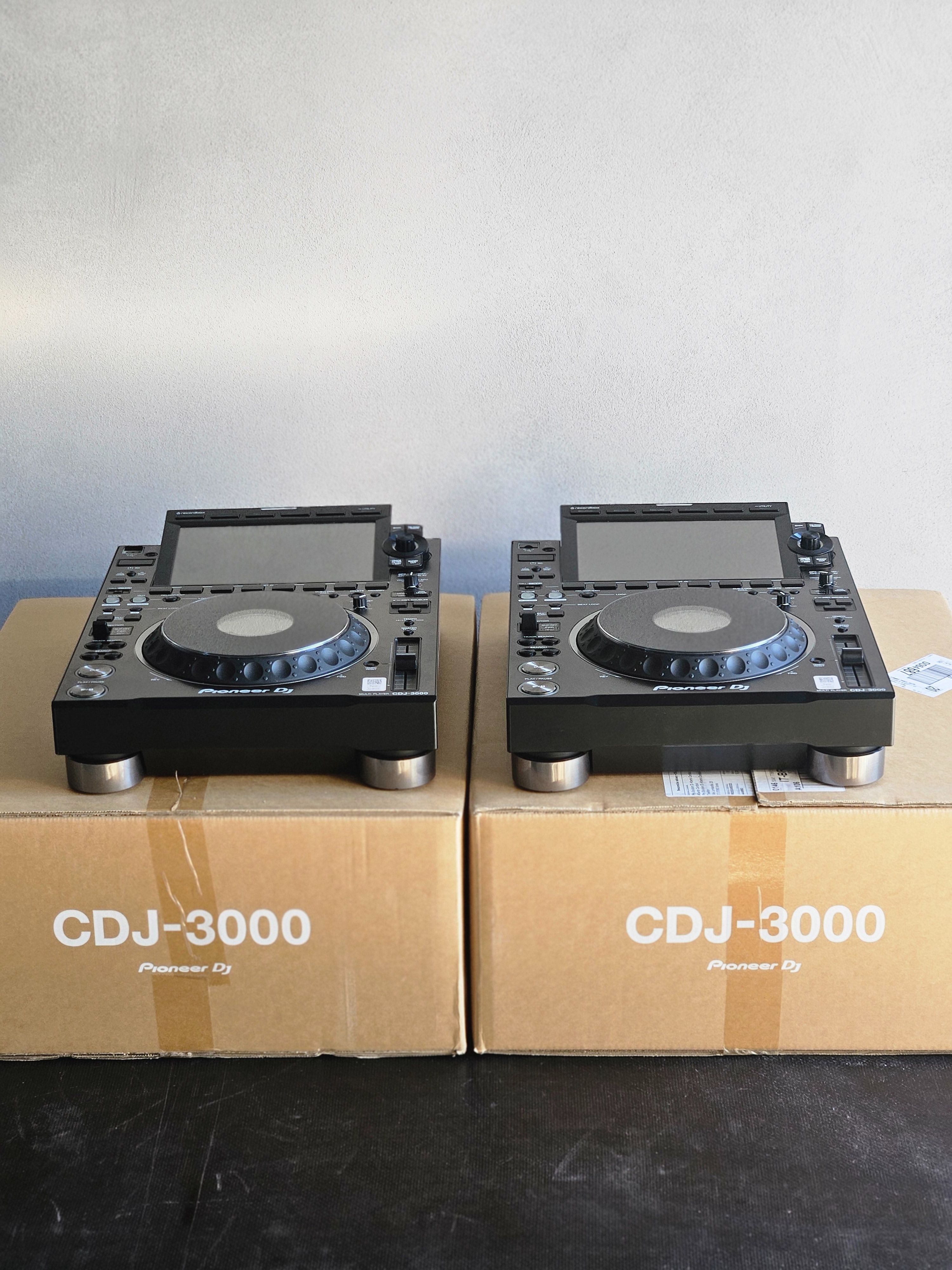 AlphaTheta  CDJ-3000X , Pioneer CDJ-3000, Pioneer DJ DJM-A9, AlphaTheta Euphonia , Pioneer DJM-V10 - foto 4