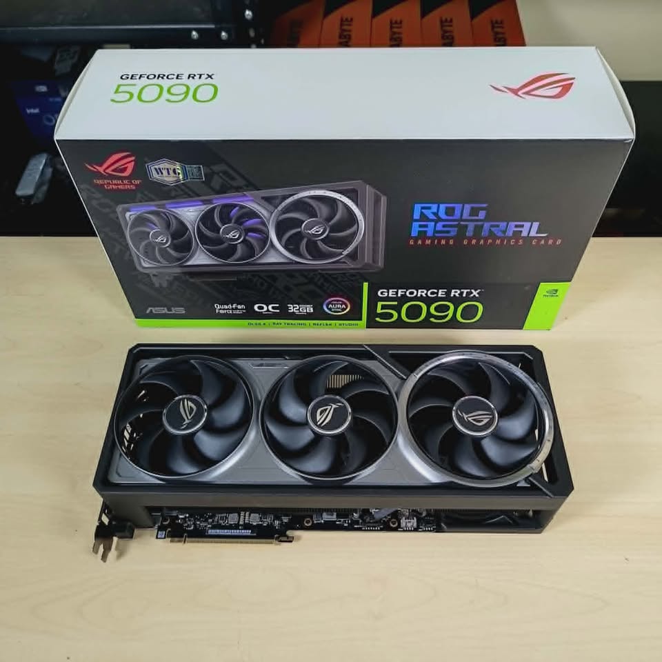 GeForce RTX 5090, RTX 5080, RTX 5070 Ti, RTX 5070, RTX 4090, RTX 4080 Super,  RTX 4080, RTX 4070 Ti - foto 2