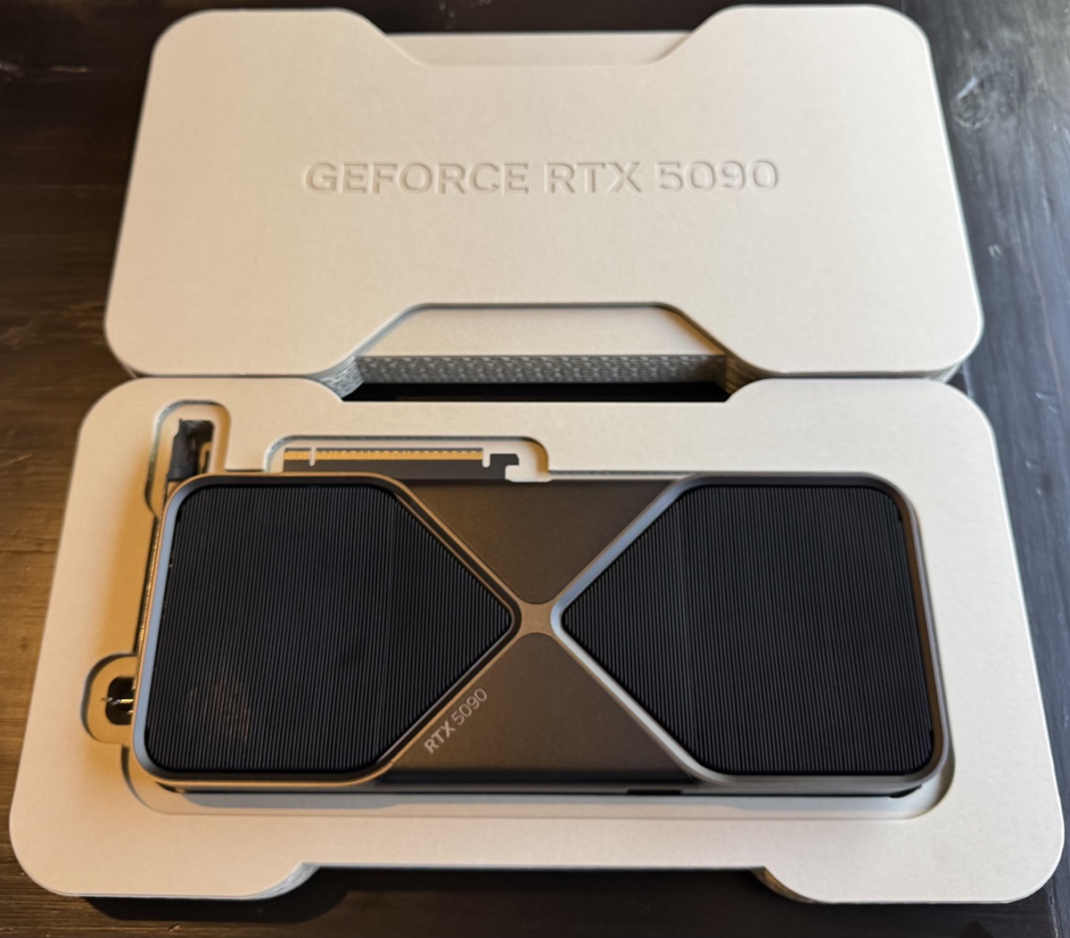 GeForce RTX 5090, RTX 5080, RTX 5070 Ti, RTX 5070, RTX 4090, RTX 4080 Super,  RTX 4080, RTX 4070 Ti - foto 4