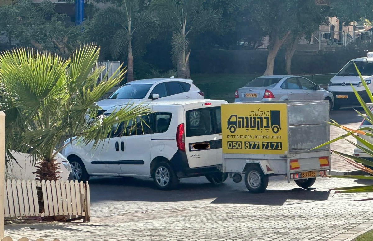 רכב משלוחים לחלוקה והובלות קטנות