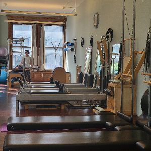 Studio image of Bombshell Pilates NYC