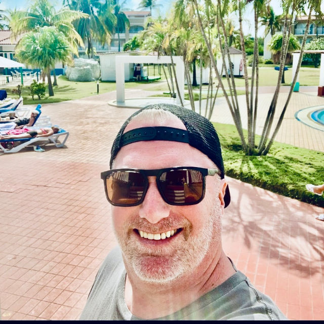 Michael Strelaeff profile picture