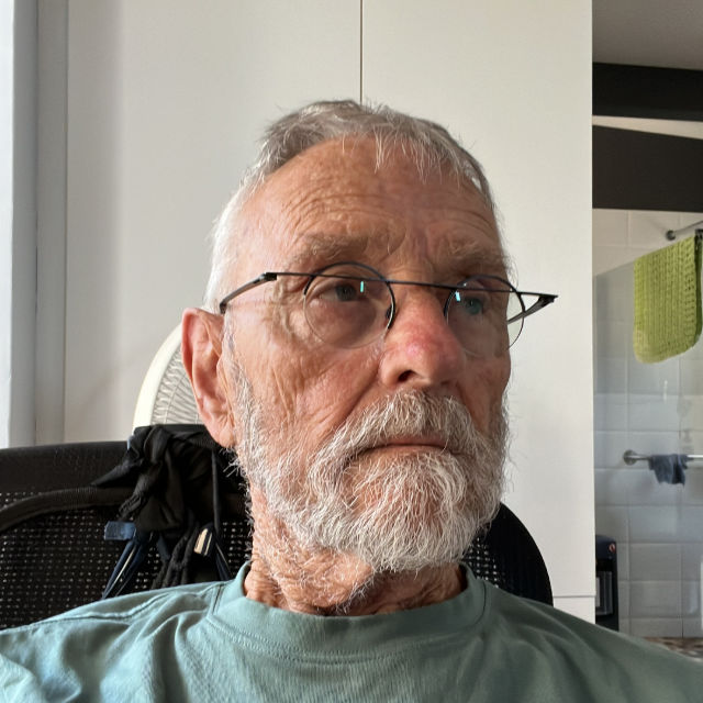 Giles Battiss profile picture