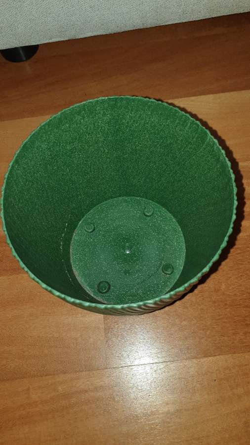 Zielona osłonka, mocne tworzywo plastikowe 3