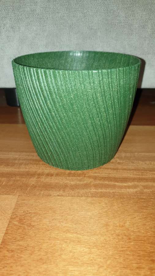 Zielona osłonka, mocne tworzywo plastikowe 2