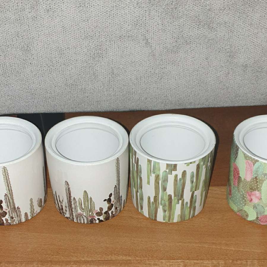 Osłonka, doniczka ceramiczna, wzór w kaktusy, 4 szt zaz19zl