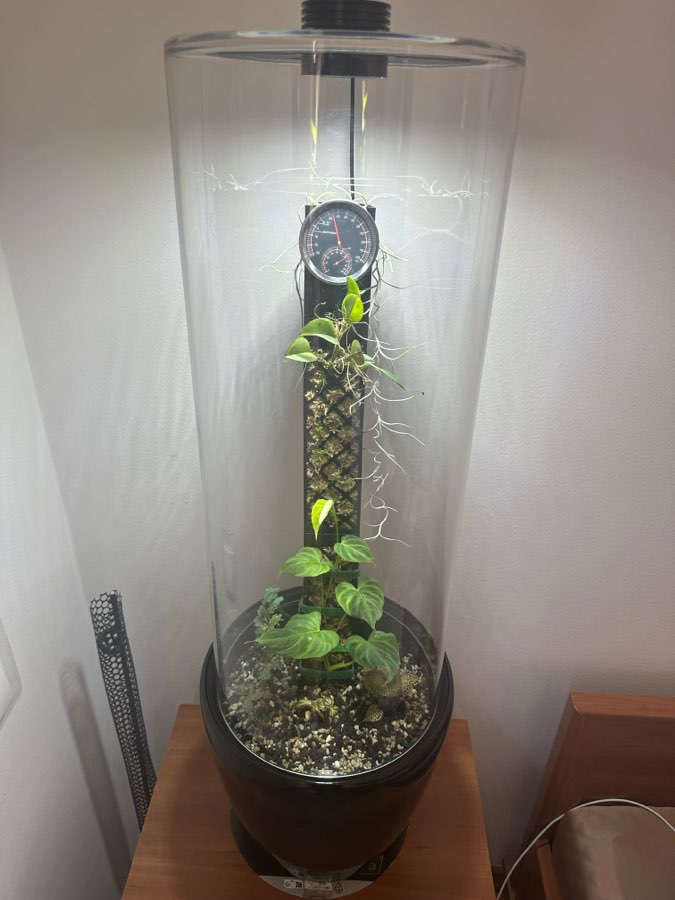 VIVARI Lab - CrystalicGrow Phytototron 3