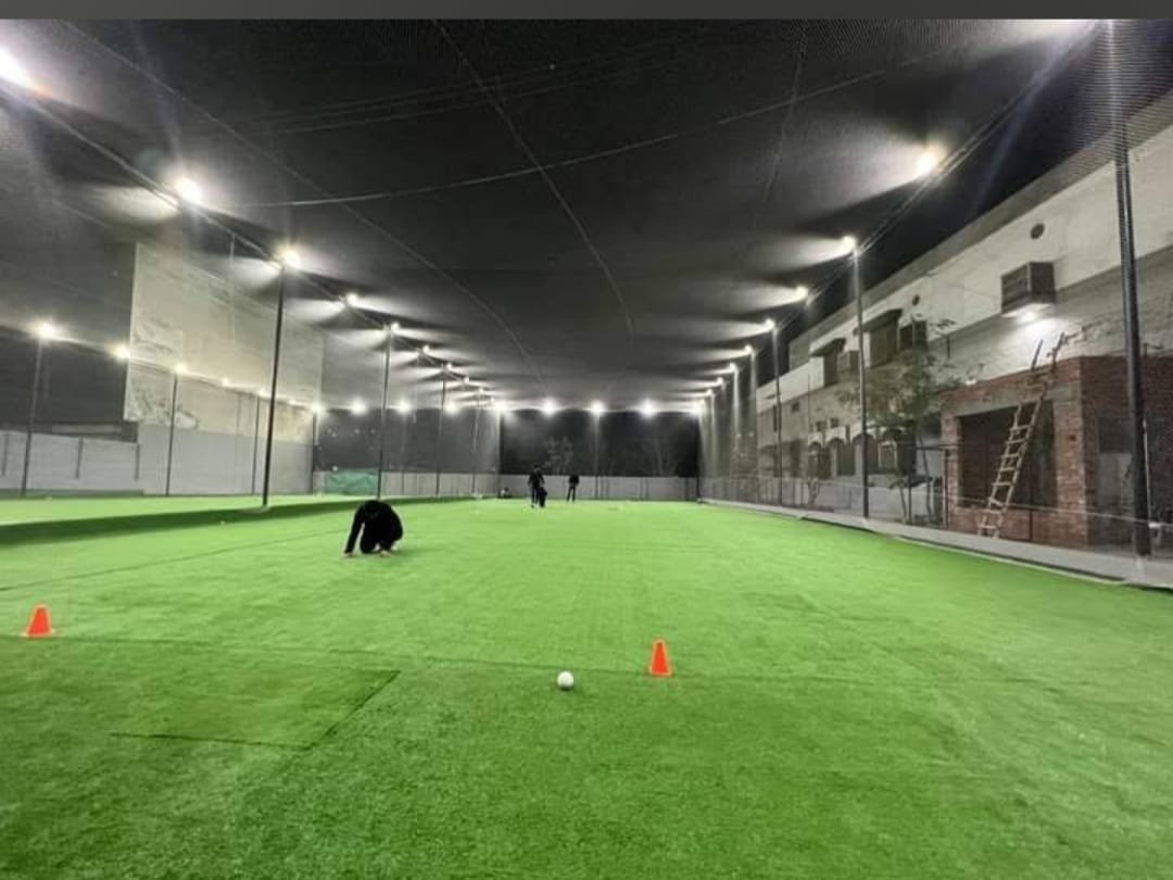 BM Cage Indoor Ali town photo 5