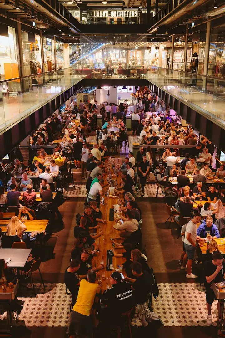 Food Hall Elektrownia Powiśle