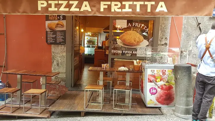 Pizzeria e Cucina Tipica Napoletana 'Ntretella