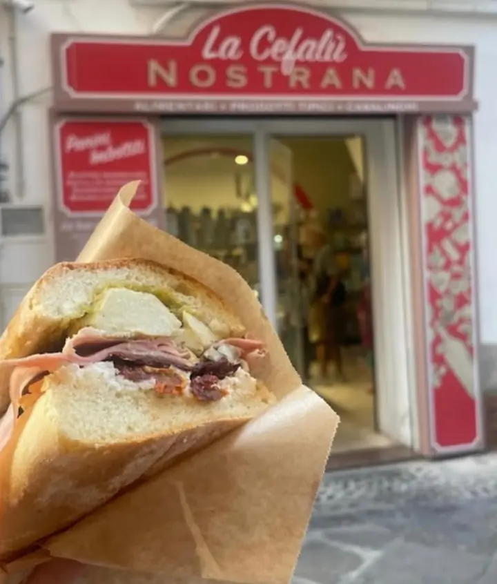 La Cefalu' Nostrana