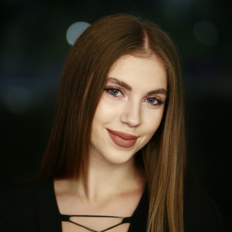 Сахно Поліна 