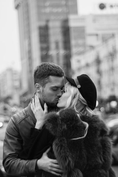 couple, commercial, portrait, blackandwhite, street