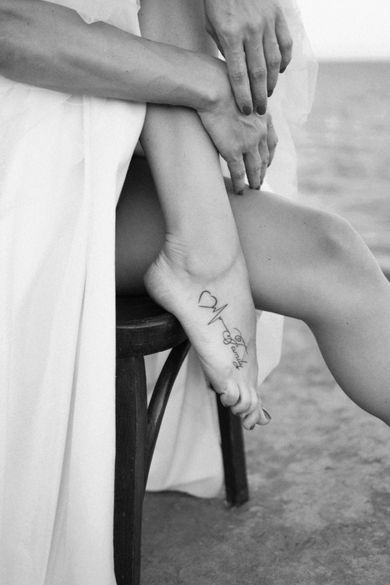 content, blackandwhite