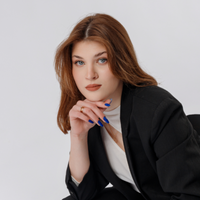 Анна Іванова
