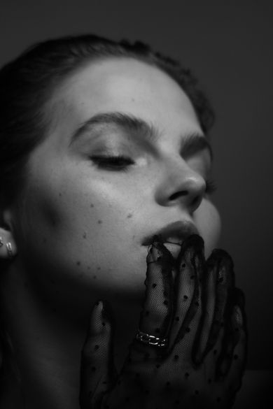boudoir, blackandwhite, portrait, content