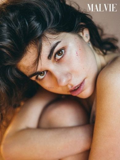 boudoir, portrait, content
