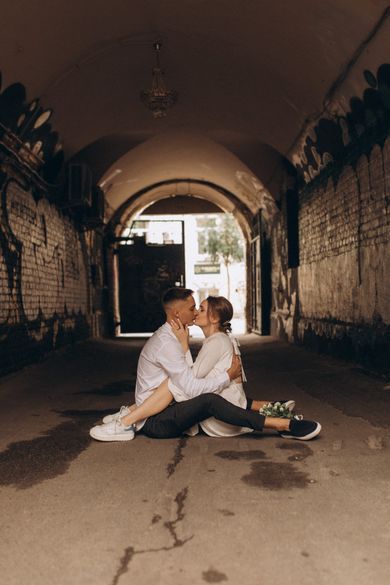 couple, street, wedding