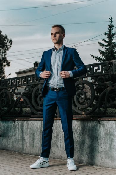 exterior, portrait, content, street, events