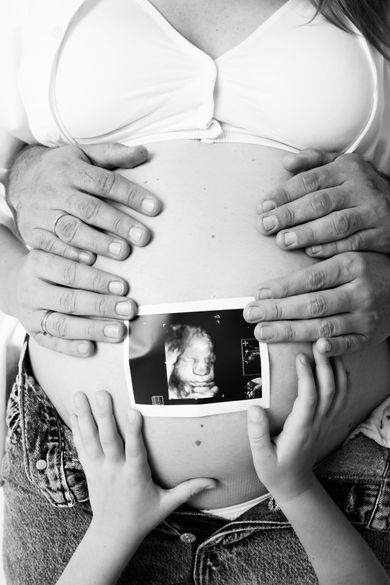 couple, blackandwhite, maternity, family, portrait