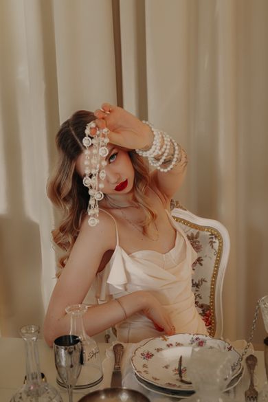glamour, content