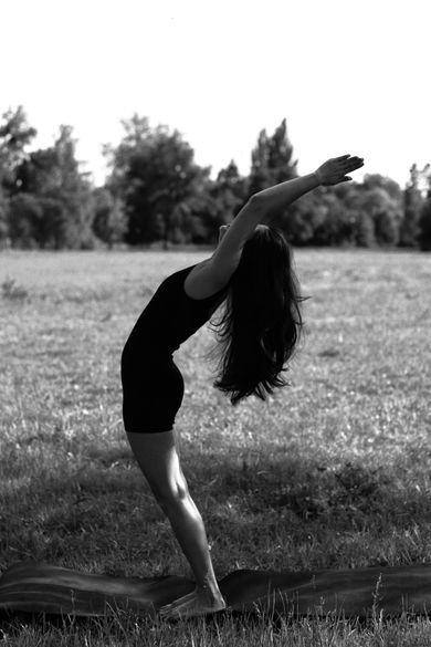 commercial, blackandwhite, content