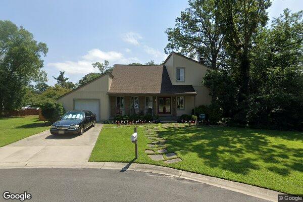Street view of 4 Hillside Cir, Absecon, NJ 08201