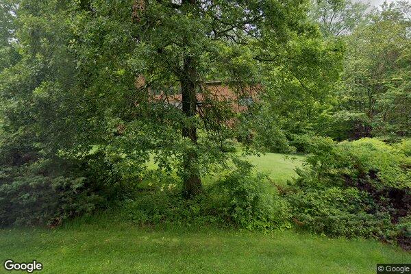 Street view of 39 Robin Ln, Alpine, NJ 07620