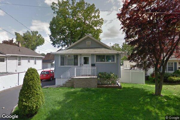 Street view of 31 Lenox Ave, Dumont, NJ 07628