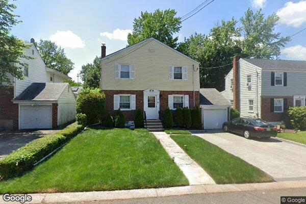 Street view of 32 Hillcrest, Dumont, NJ 07628