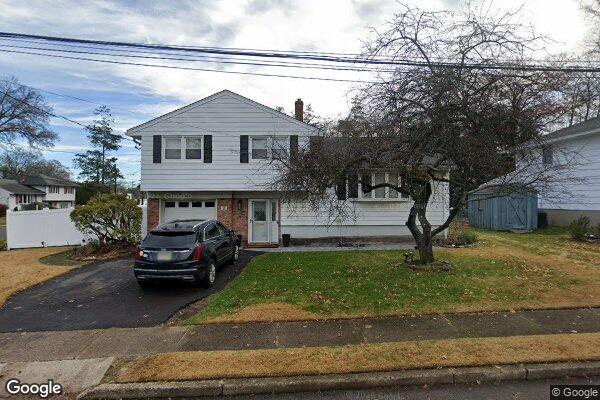 Street view of 7 Tobin Ct, Dumont, NJ 07628