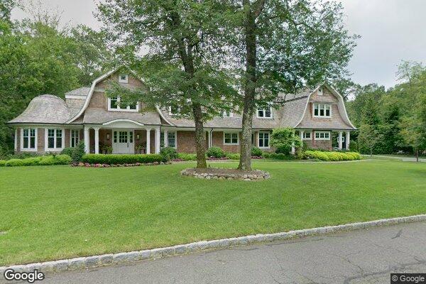 Street view of 910 Scioto Dr, Franklin Lakes, NJ 07417