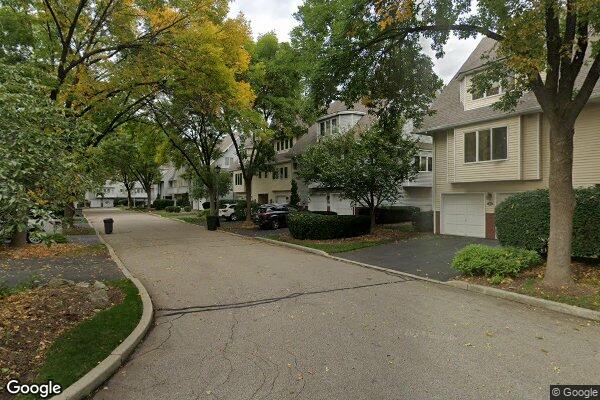 Street view of 29 Iris Cir E, Glen Rock, NJ 07452