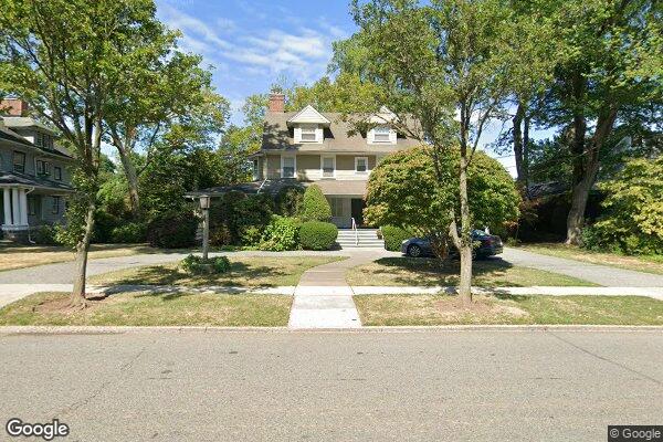 Street view of 261 Summit Ave, Hackensack, NJ 07601