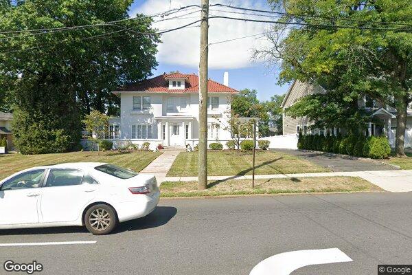Street view of 425 Summit Ave, Hackensack, NJ 07601