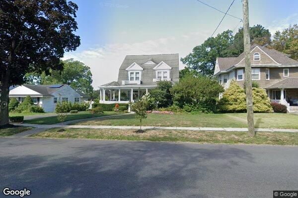 Street view of 461 Summit Ave, Hackensack, NJ 07601