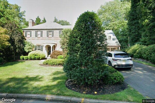 Street view of 39 Wyncote Rd, Hohokus, NJ 07423