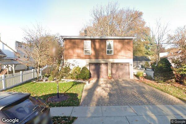 Street view of 451 Walnut St, Ridgefield, NJ 07657
