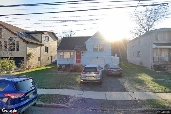 Street view of 484 Walnut St, Ridgefield, NJ 07657