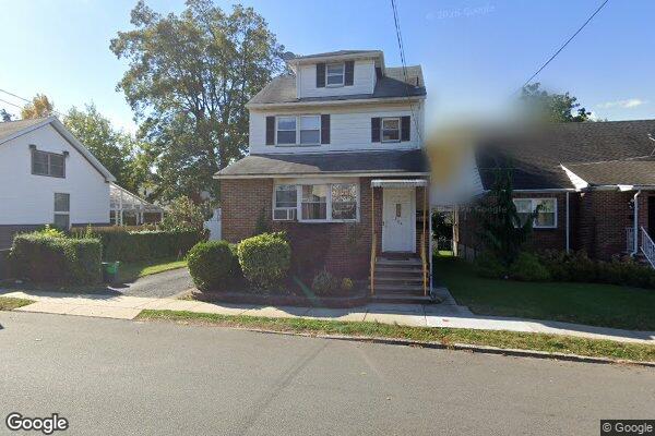 Street view of 504 Edgewater Ave, Ridgefield, NJ 07657