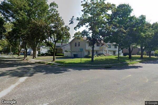 Street view of 531 Walnut St, Ridgefield, NJ 07652