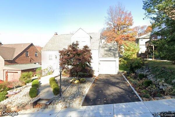Street view of 641 Ray Ave, Ridgefield, NJ 07657