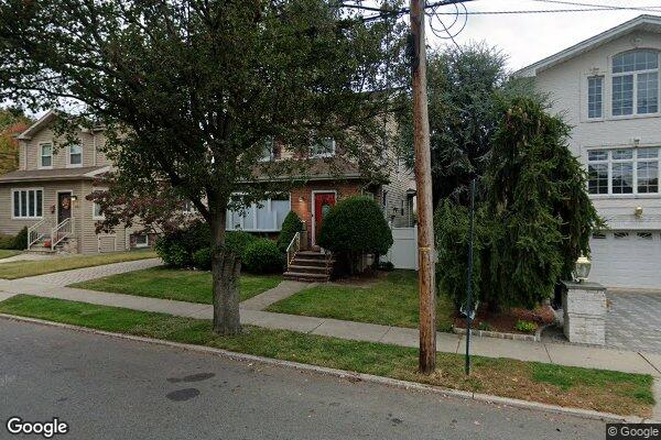 Street view of 837 Maple Ave, Ridgefield, NJ 07657