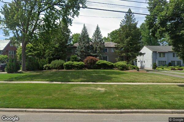 Street view of 562 Winthrop Rd, Teaneck, NJ 07666