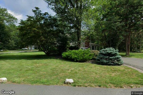 Street view of 270 Pine St, Wyckoff, NJ 07481