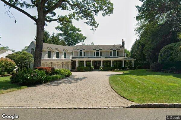 Street view of 596 Farview Ave, Wyckoff, NJ 07481