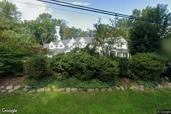 Street view of 709 Highview Dr, Wyckoff, NJ 07481
