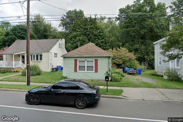 Street view of 223 Washington St, Fieldsboro, NJ 08505