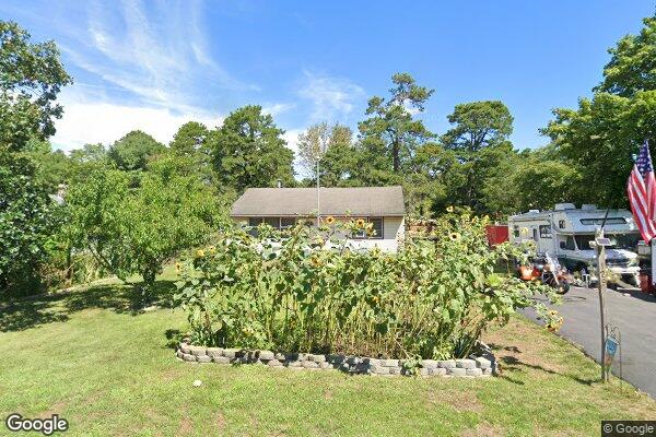 Street view of 129 Chippewa Tr, Pemberton, NJ 08015